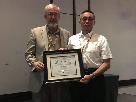 Professor Shi Haitao, Vice President of our university, won the 14th Behler Turt